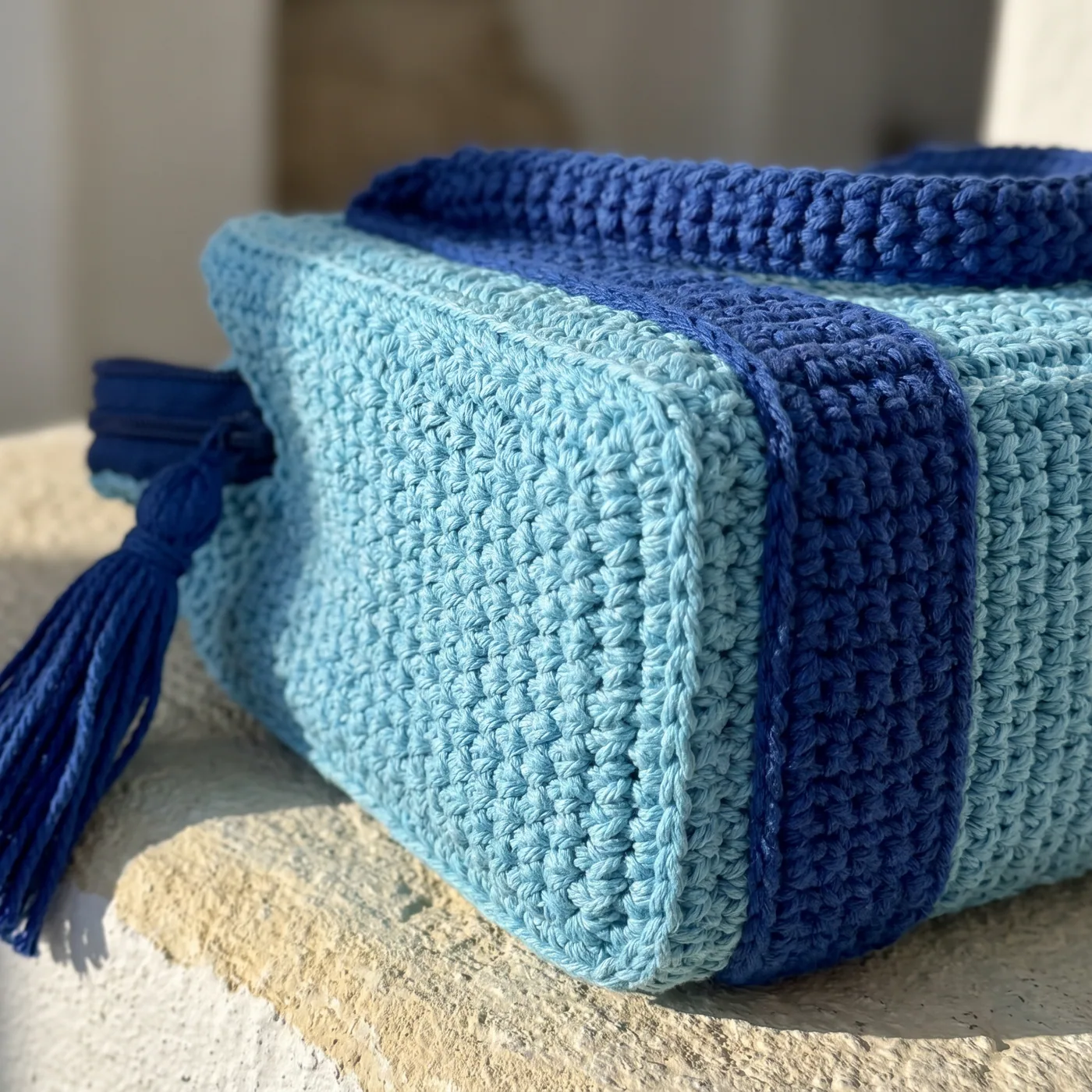 Kýthnos — stitch and hardware detail