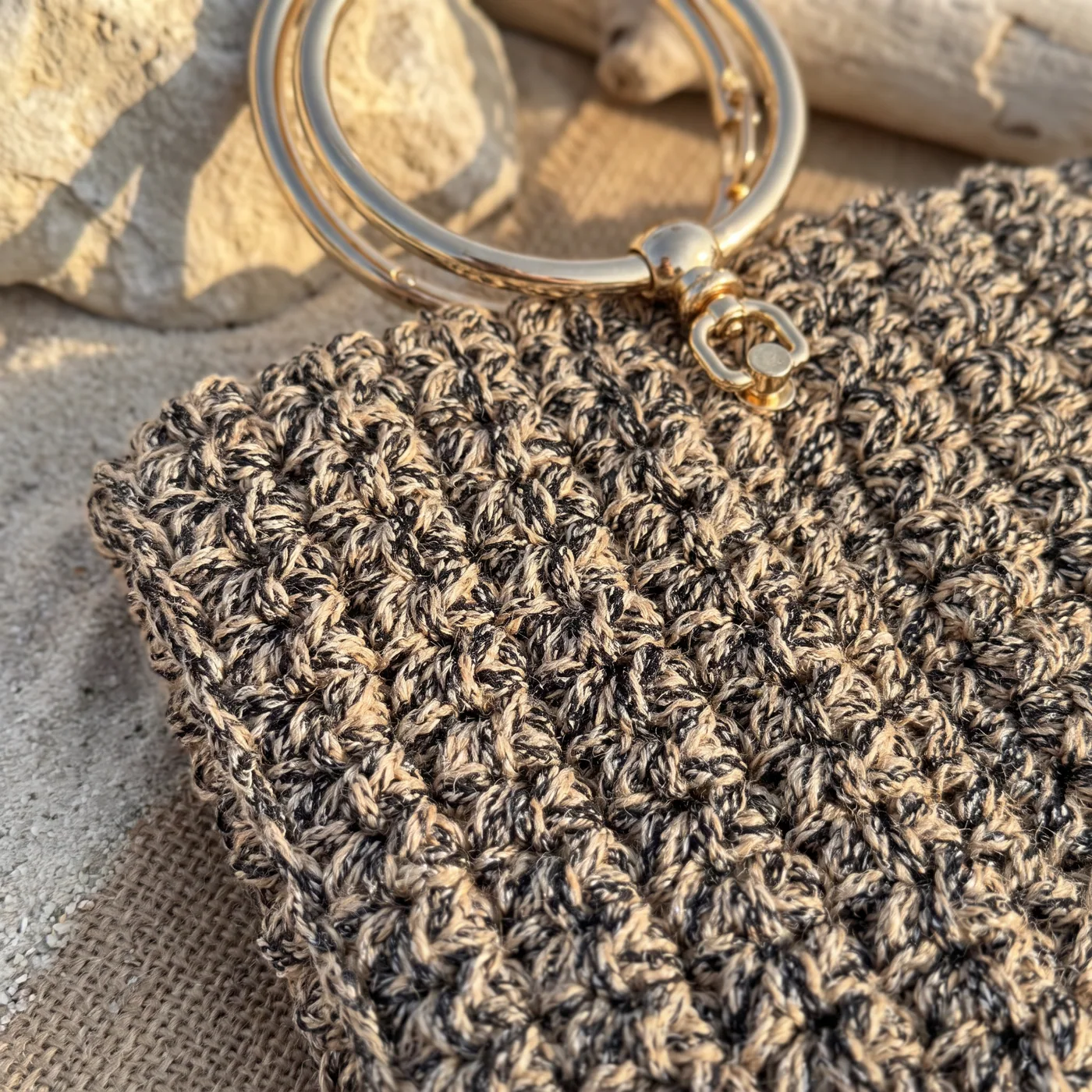 Páros — stitch and hardware detail
